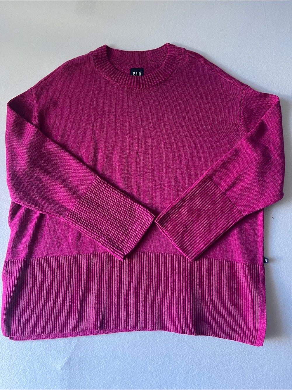 GAP Women's Crewneck Sweater in Vibrant Fuchsia Pink 100% Cotton